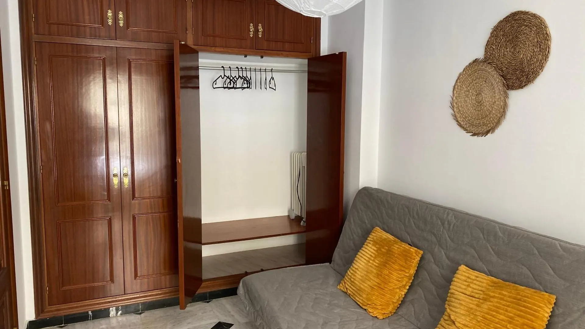 شقة En Playa, Centrico Y Acogedor فوينخيرولا